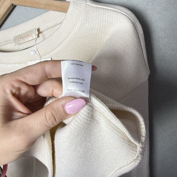 Choosy Elsa Cream Cropped Slouchy Slit Bell Sleeve Boxy Sweater Size Small New - Picture 7 of 10